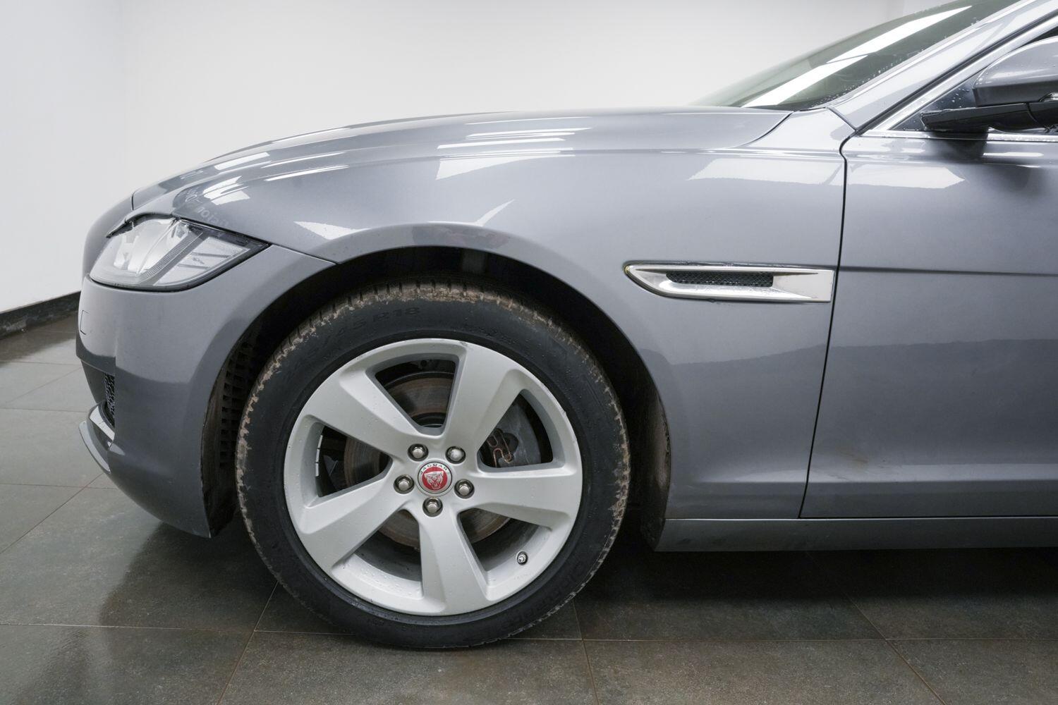 Used Jaguar XF 2020 for sale - 77559916: Photo 6