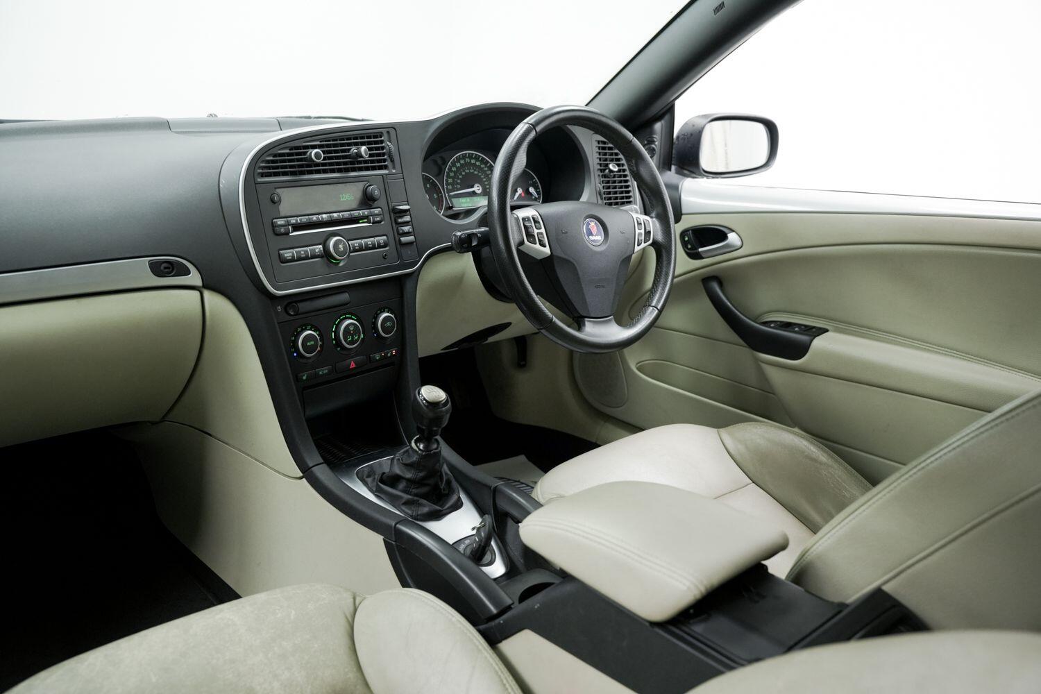 Used Saab 9-3 2010 for sale - 76824786: Photo 17