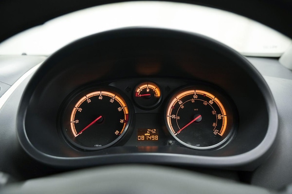 Used Vauxhall Corsa 2008 for sale - 76317833: Photo 17