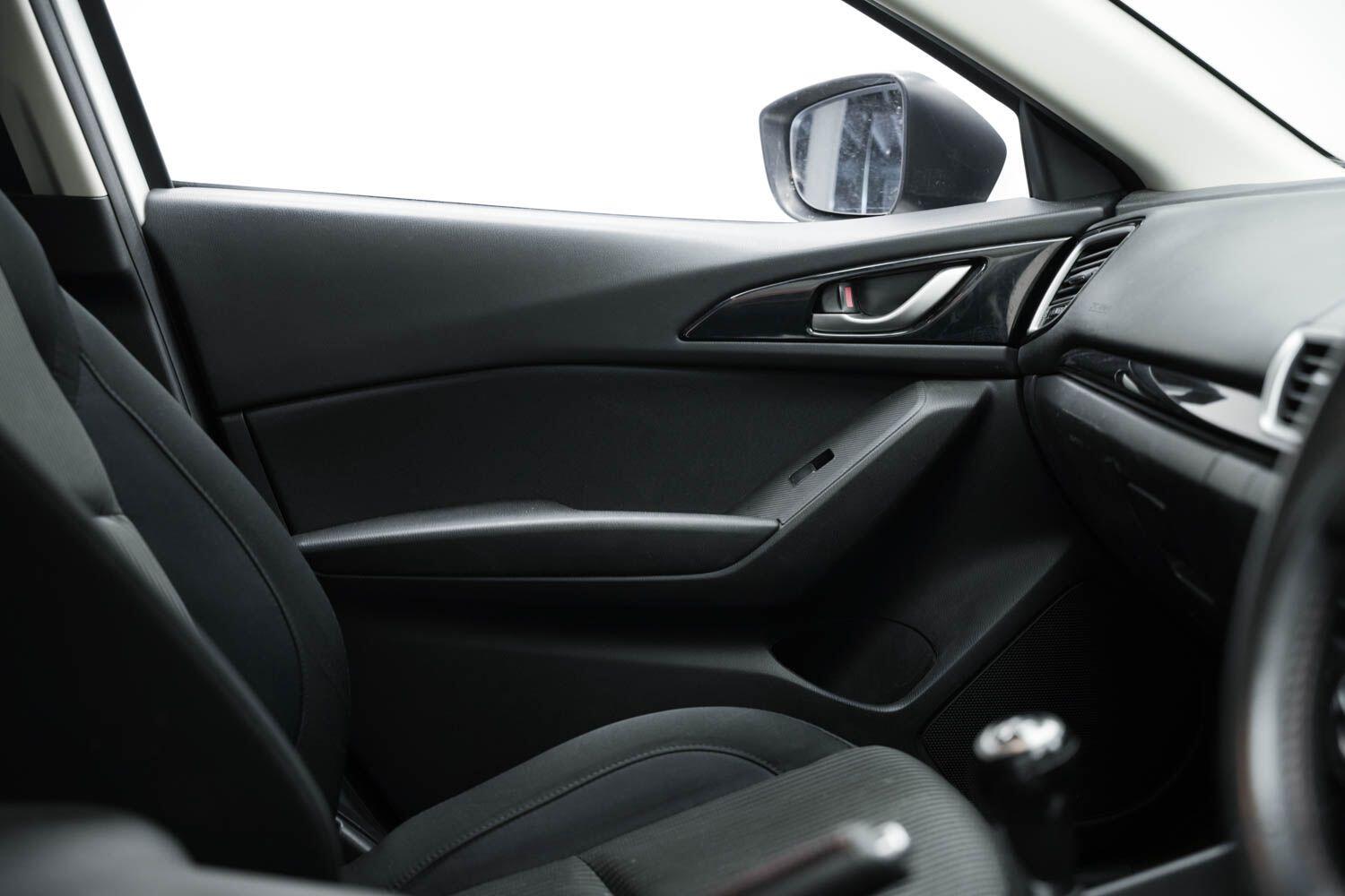 Used Mazda Mazda3 2015 for sale - 76094637: Photo 15