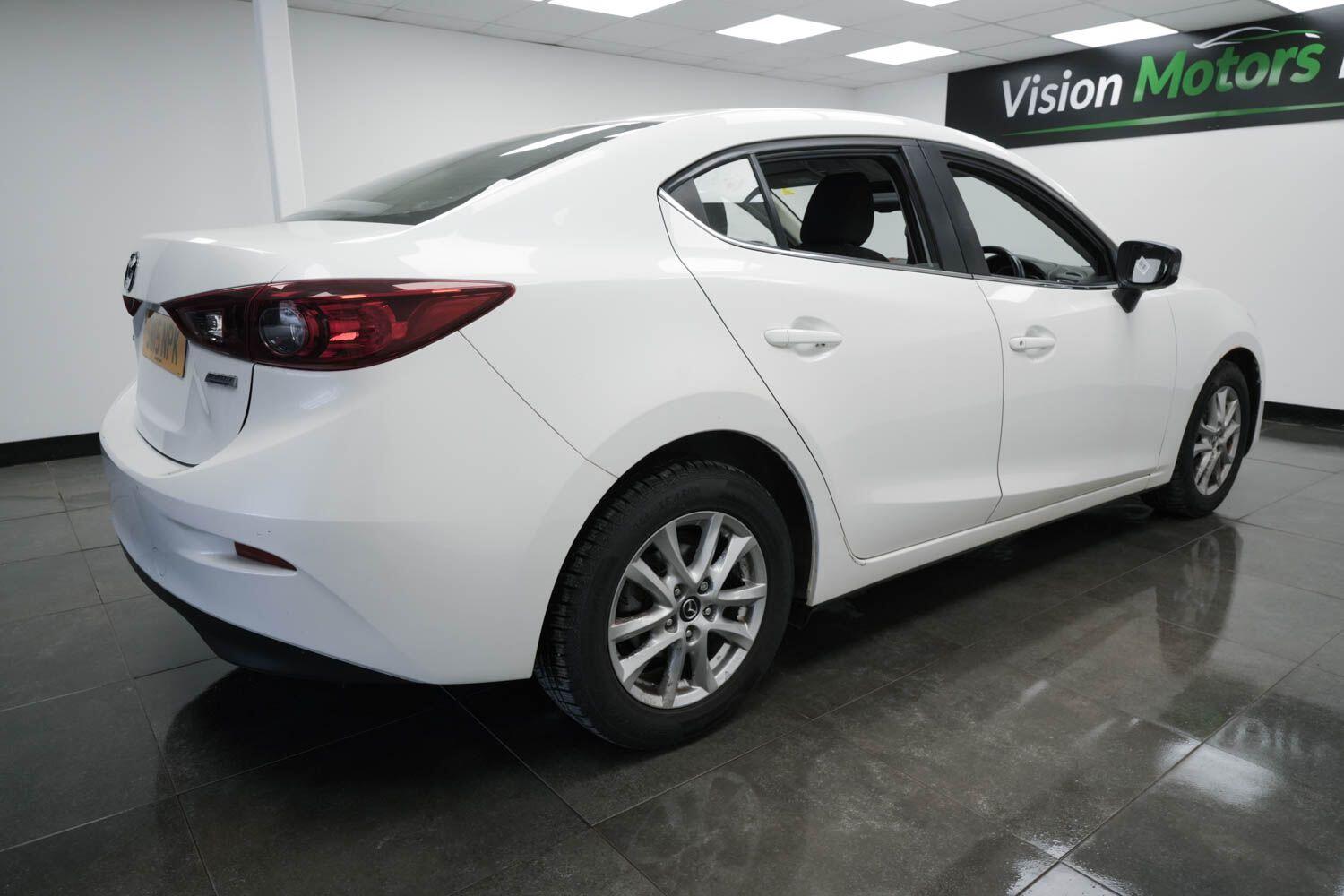 Used Mazda Mazda3 2015 for sale - 76094637: Photo 4