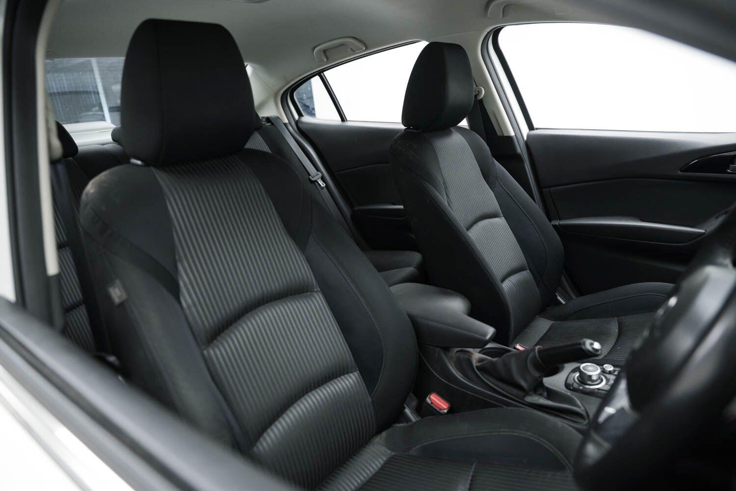 Used Mazda Mazda3 2015 for sale - 76094637: Photo 9