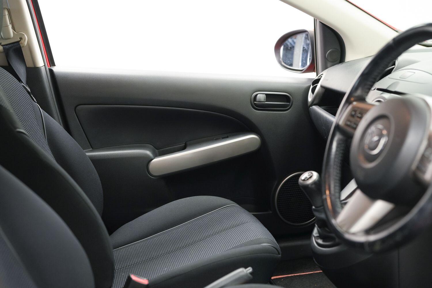 Used Mazda Mazda2 for sale - 78136398: Photo 19