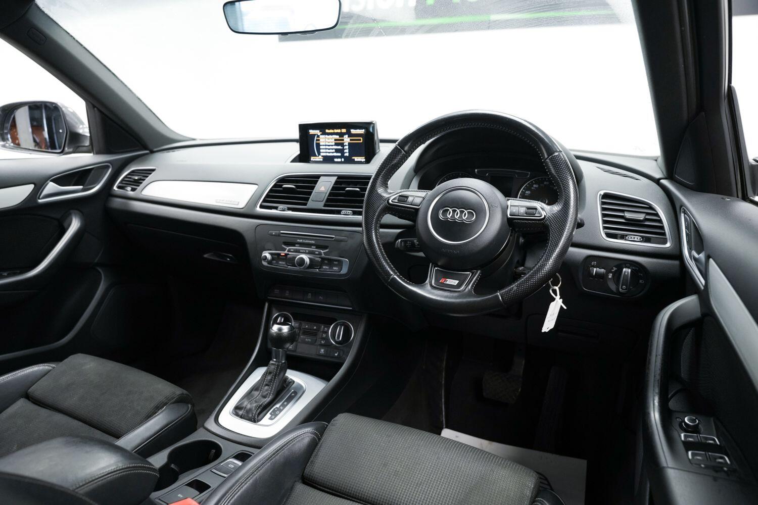 Used Audi Q3 2017 for sale - 76823731: Photo 11