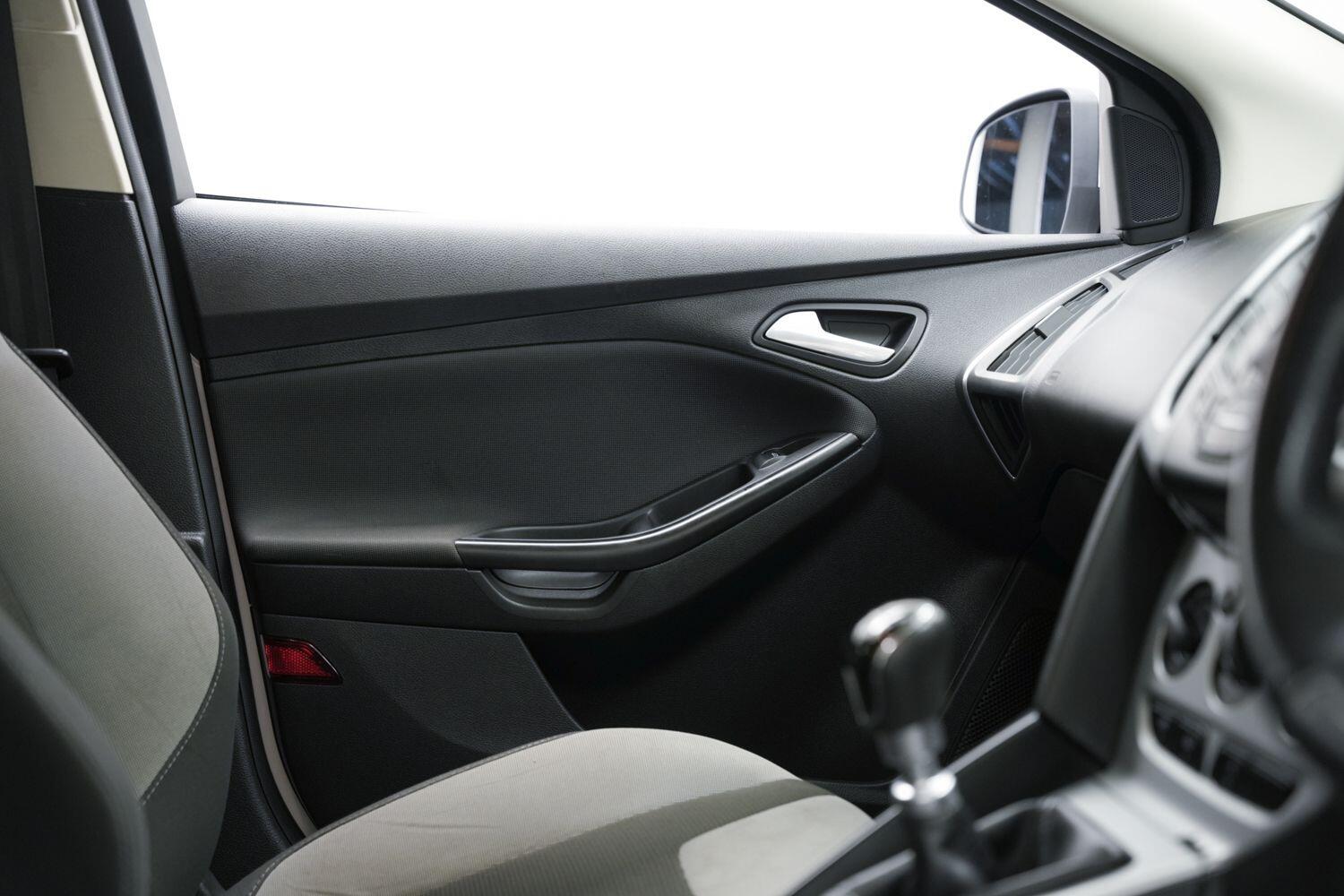 Used Ford Focus for sale - 77237990: Photo 22