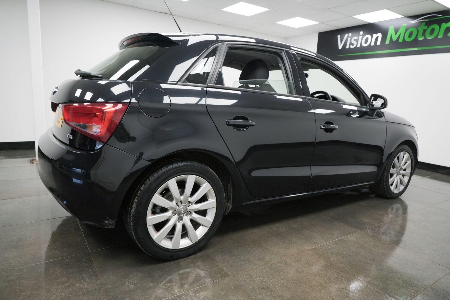 Used Audi A1 2013 for sale - 76823697: Photo 4