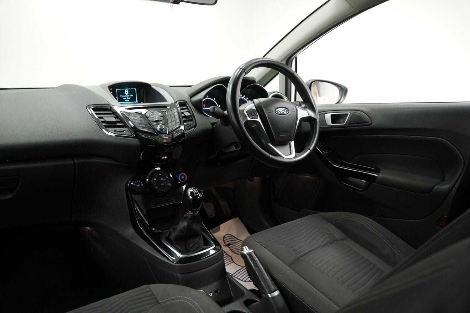 Used Ford Fiesta 2015 for sale - 76361483: Photo 15