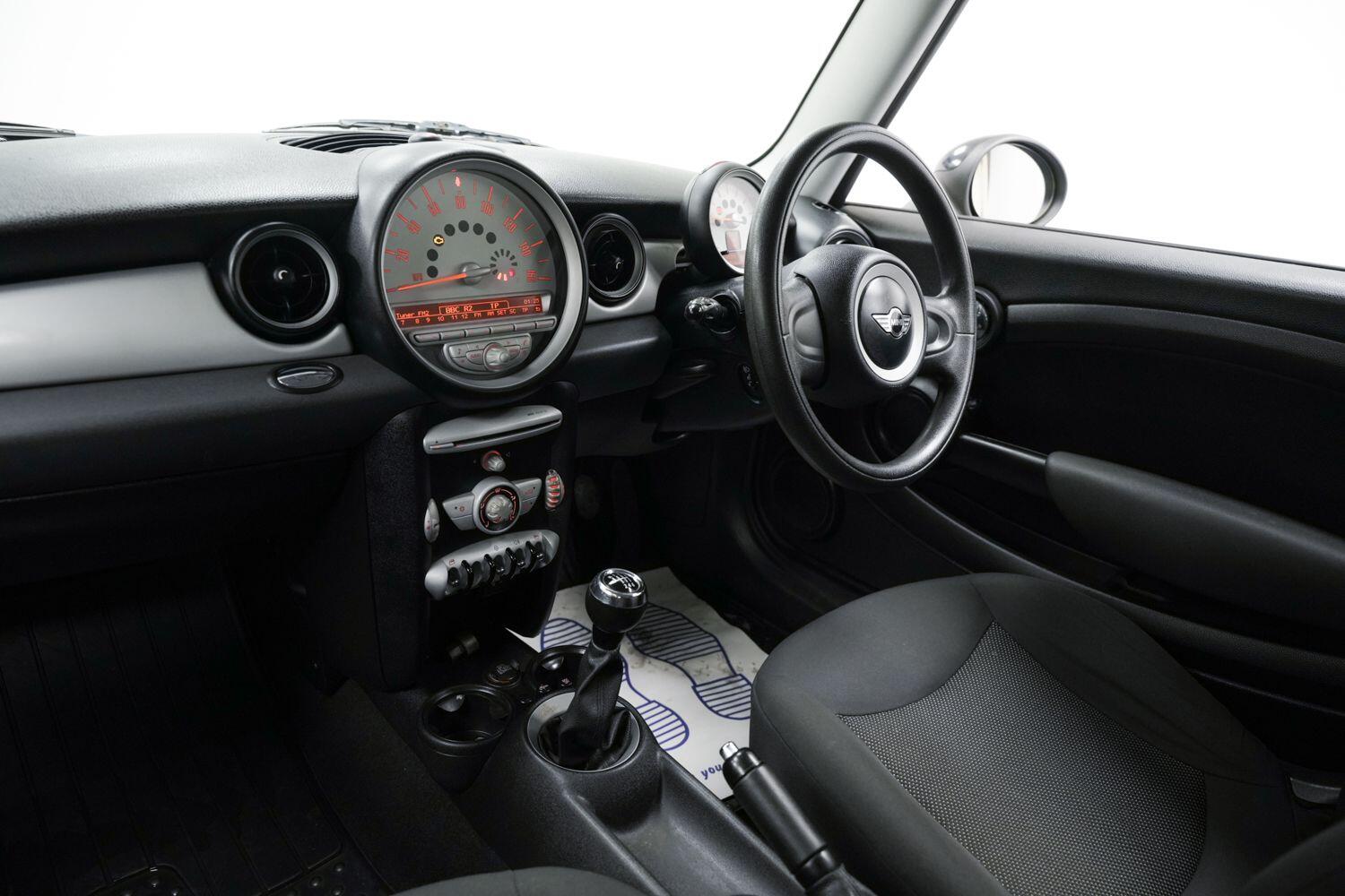 Used MINI Clubman 2009 for sale - 76823677: Photo 18