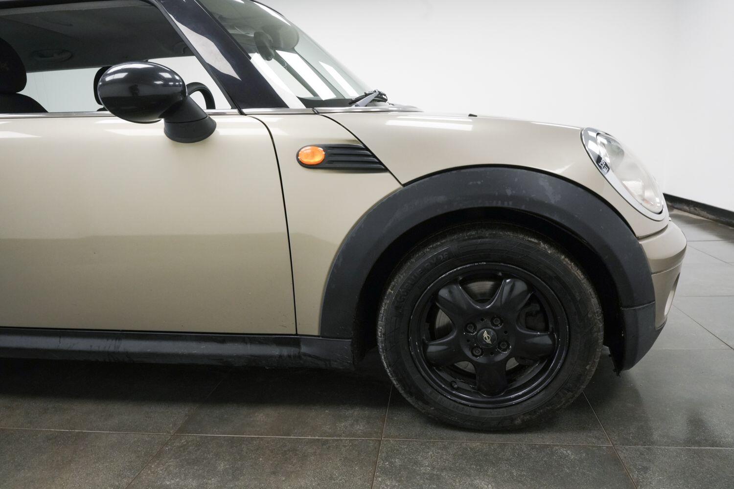 Used MINI Clubman 2009 for sale - 76823677: Photo 5