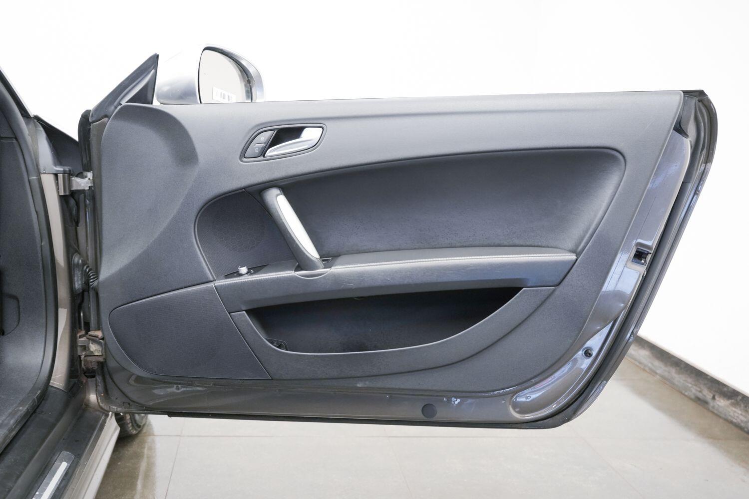 Used Audi TT 2013 for sale - 77237892: Photo 16