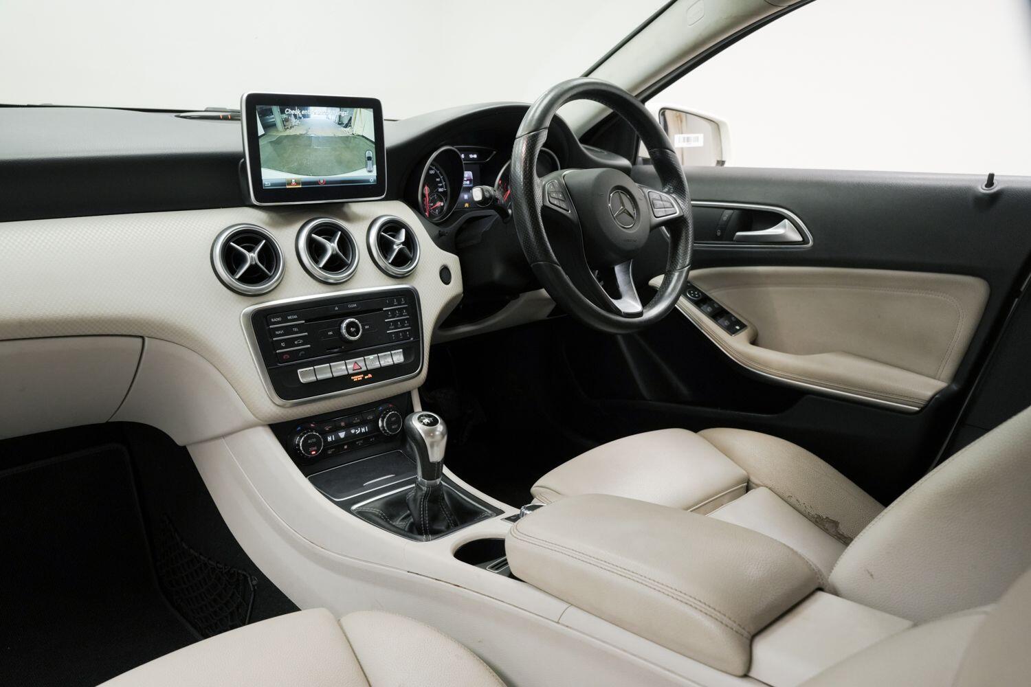 Used Mercedes-Benz A-Class 2015 for sale - 77455852: Photo 20