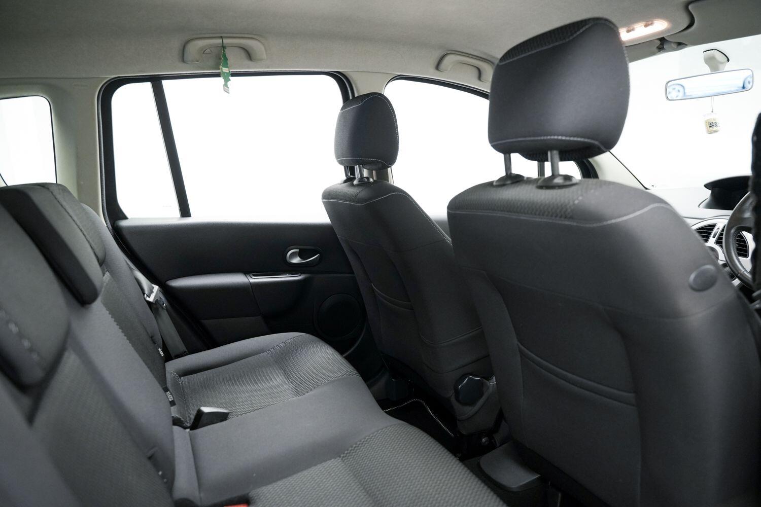 Used Renault Grand Modus 2010 for sale - 76824932: Photo 15