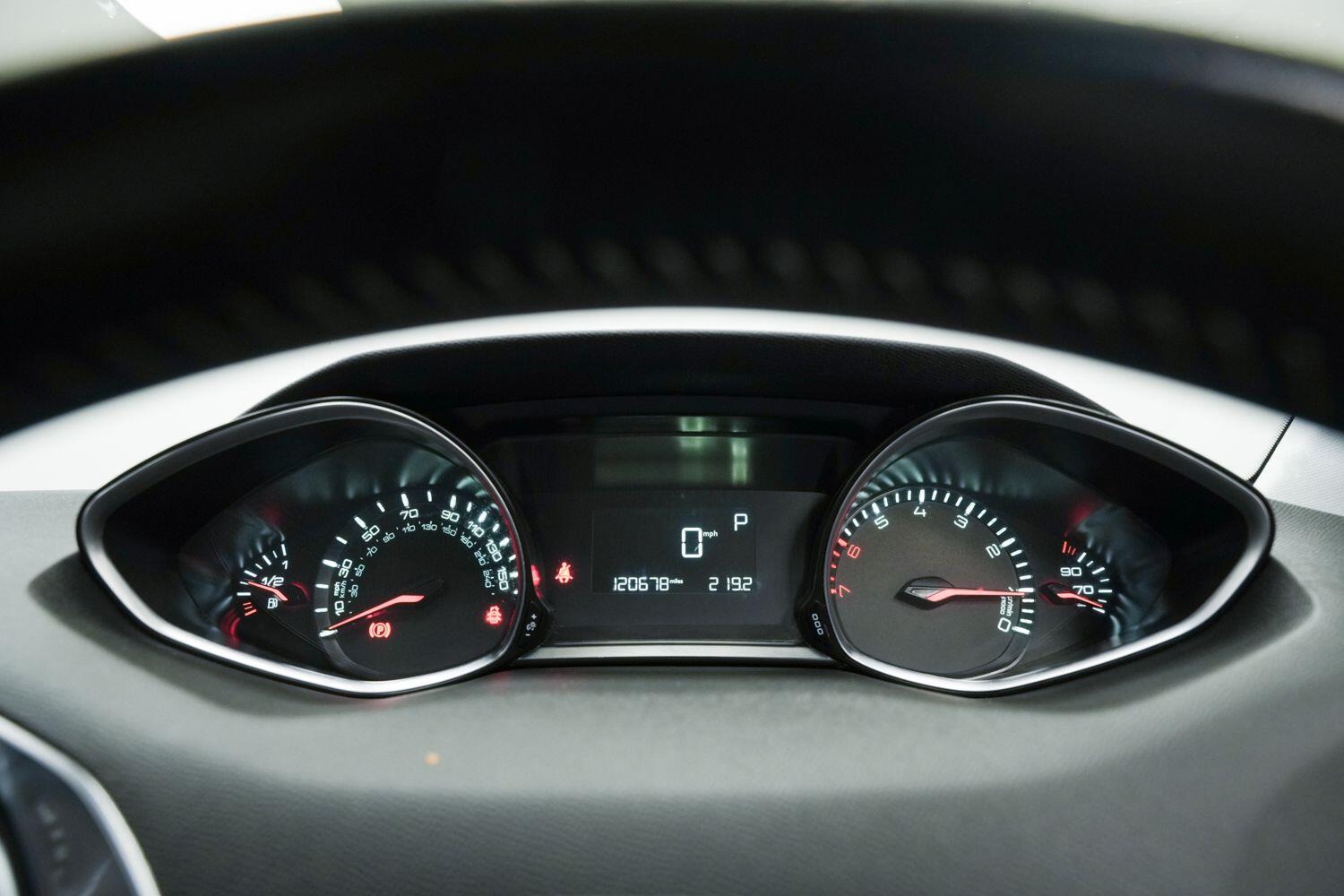 Used Peugeot 308 2017 for sale - 78101503: Photo 26