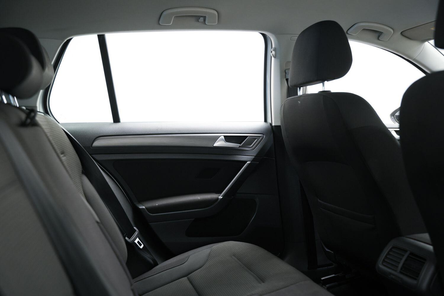 Used Volkswagen Golf 2018 for sale - 76166357: Photo 12