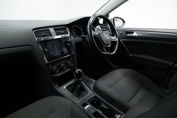 Used Volkswagen Golf 2018 for sale - 76166357: Photo 16