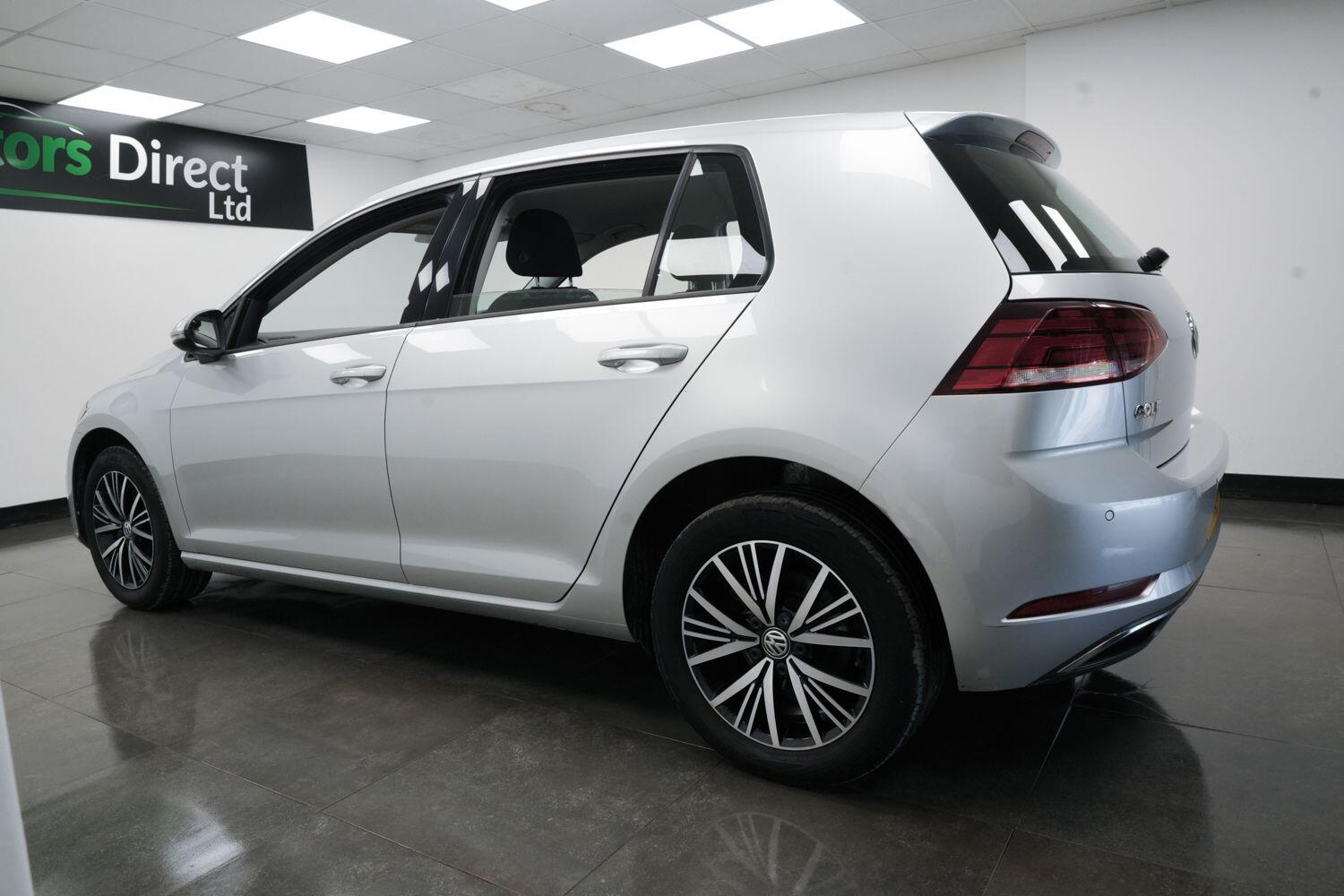 Used Volkswagen Golf 2018 for sale - 76166357: Photo 5