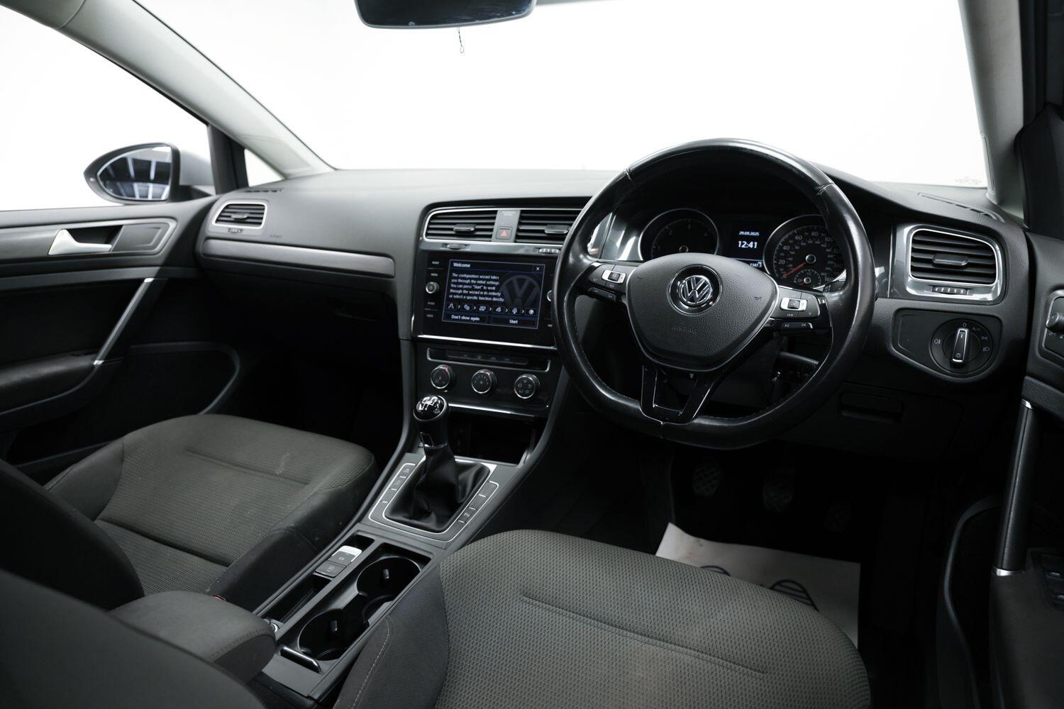 Used Volkswagen Golf 2018 for sale - 76166357: Photo 8