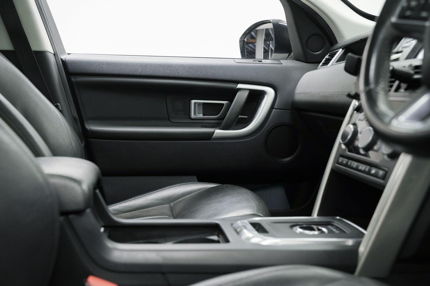 Used Land Rover Discovery Sport 2017 for sale - 76388827: Photo 20