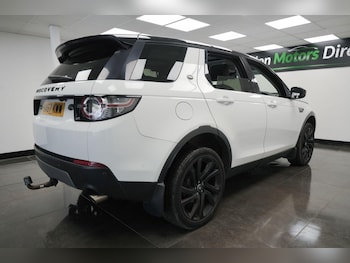Used Land Rover Discovery Sport 2017 for sale - 76388827: Photo