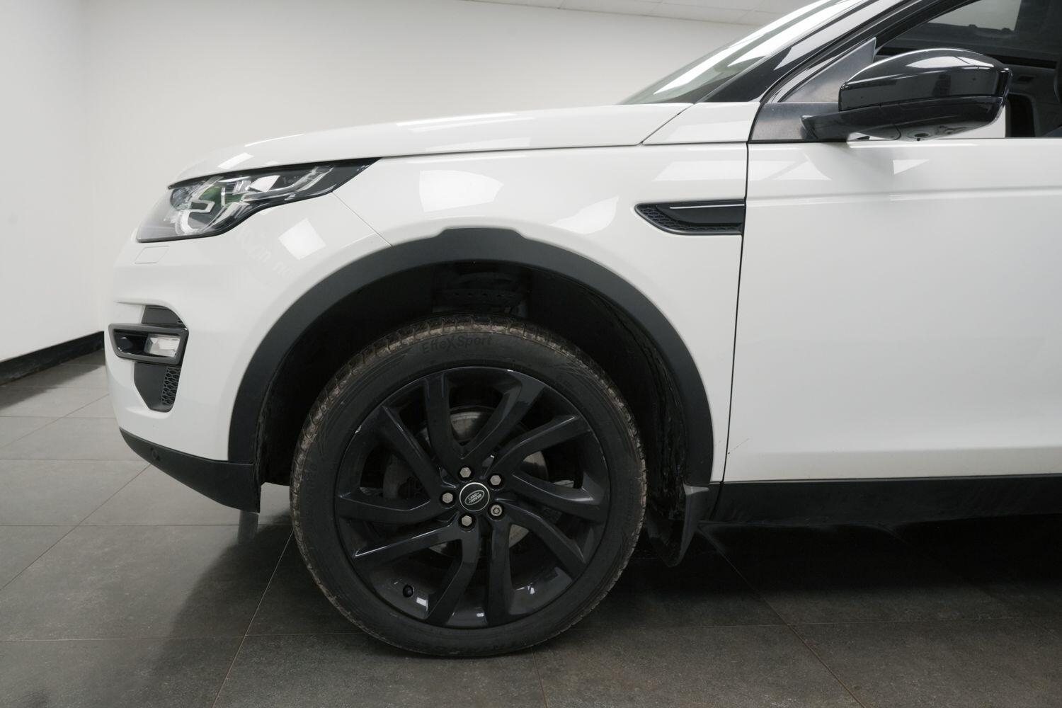 Used Land Rover Discovery Sport 2017 for sale - 76388827: Photo 6
