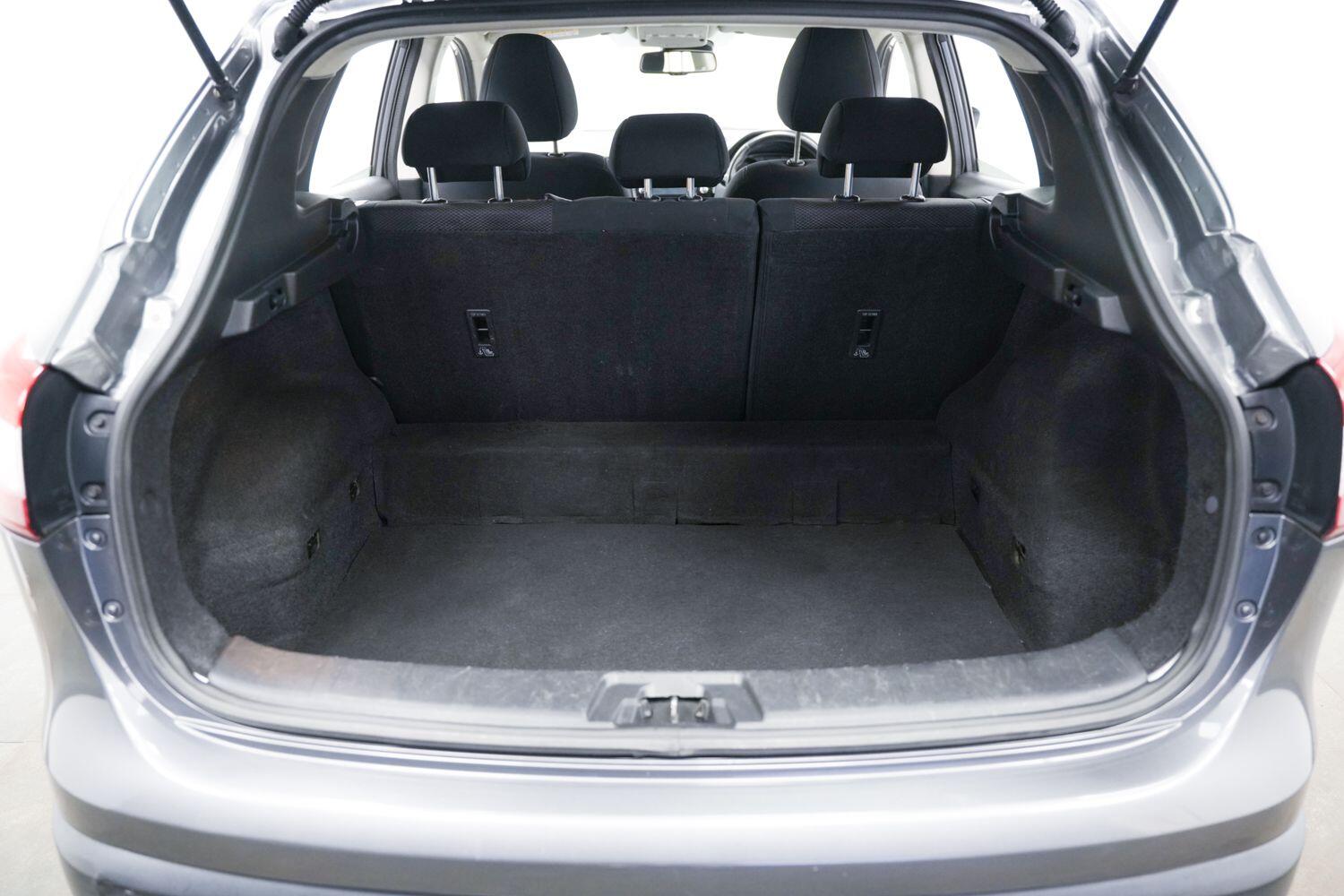 Used Nissan Qashqai for sale - 76886835: Photo 9