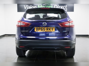 Used Nissan Qashqai 2015 for sale - 77144065: Photo