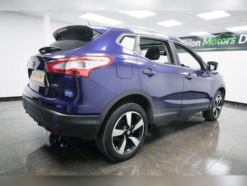 Used Nissan Qashqai 2015 for sale - 77144065: Photo