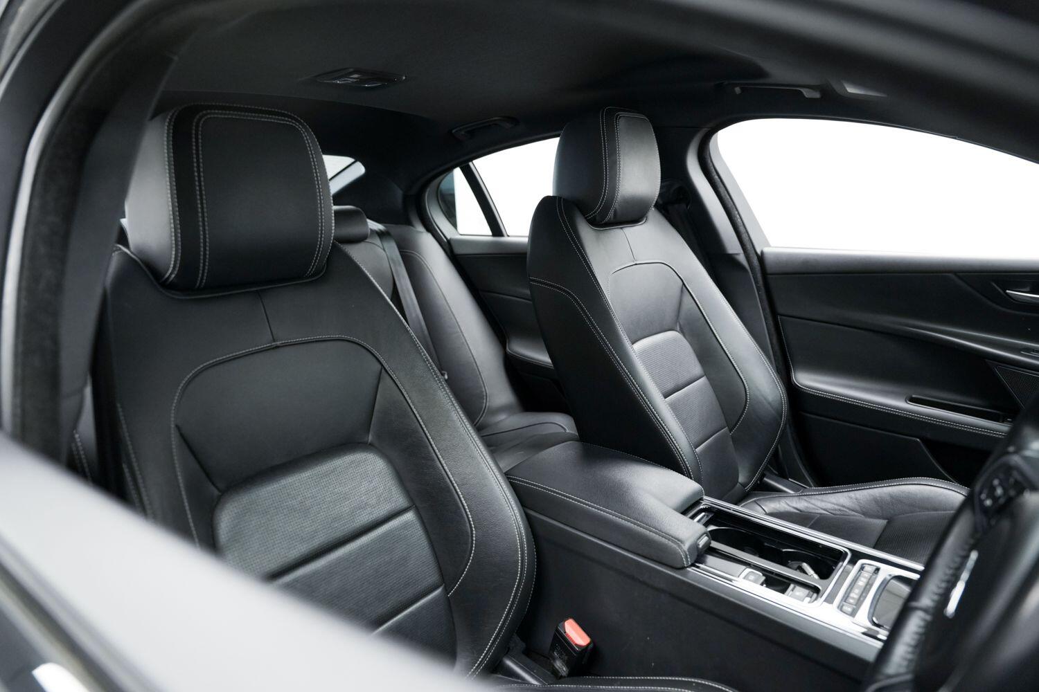 Used Jaguar XE 2019 for sale - 76823699: Photo 12