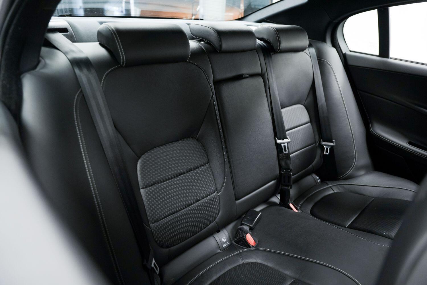 Used Jaguar XE 2019 for sale - 76823699: Photo 14