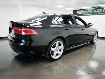 Used Jaguar XE 2019 for sale - 76823699: Photo