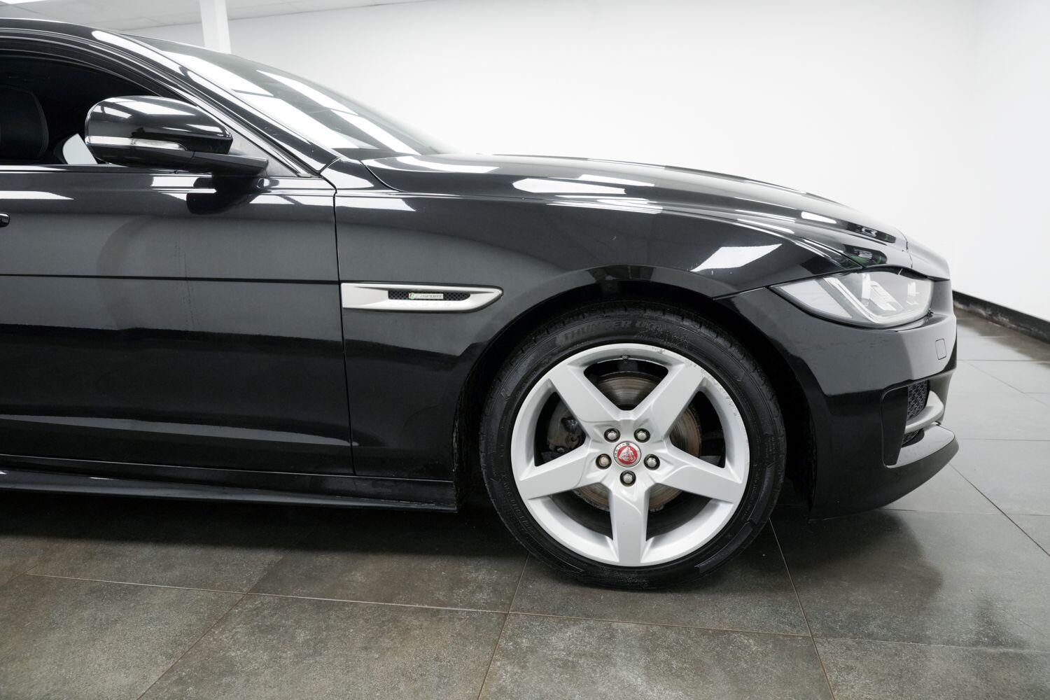 Used Jaguar XE 2019 for sale - 76823699: Photo 5