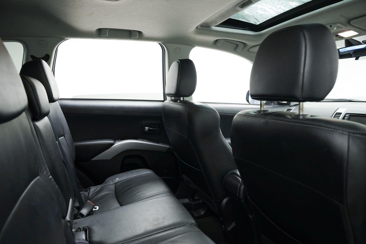 Used Mitsubishi Outlander 2012 for sale - 77081732: Photo 16