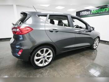 Used Ford Fiesta 2017 for sale - 78695709: Photo