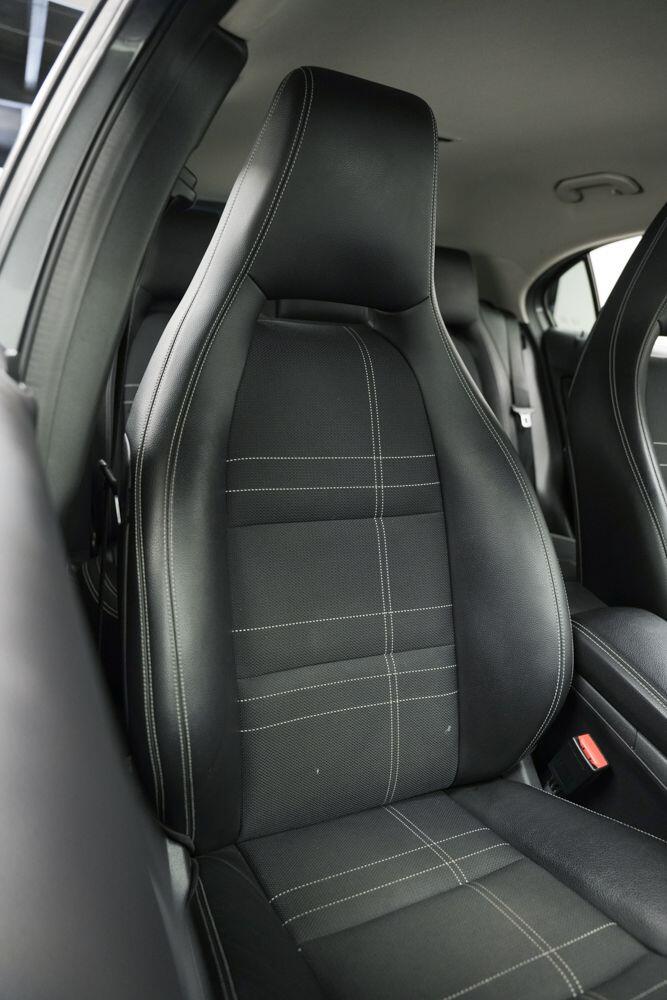 Used Mercedes-Benz A-Class 2015 for sale - 77550296: Photo 11