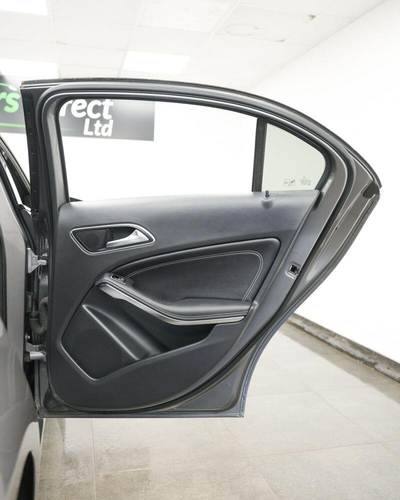 Used Mercedes-Benz A-Class 2015 for sale - 77550296: Photo 16