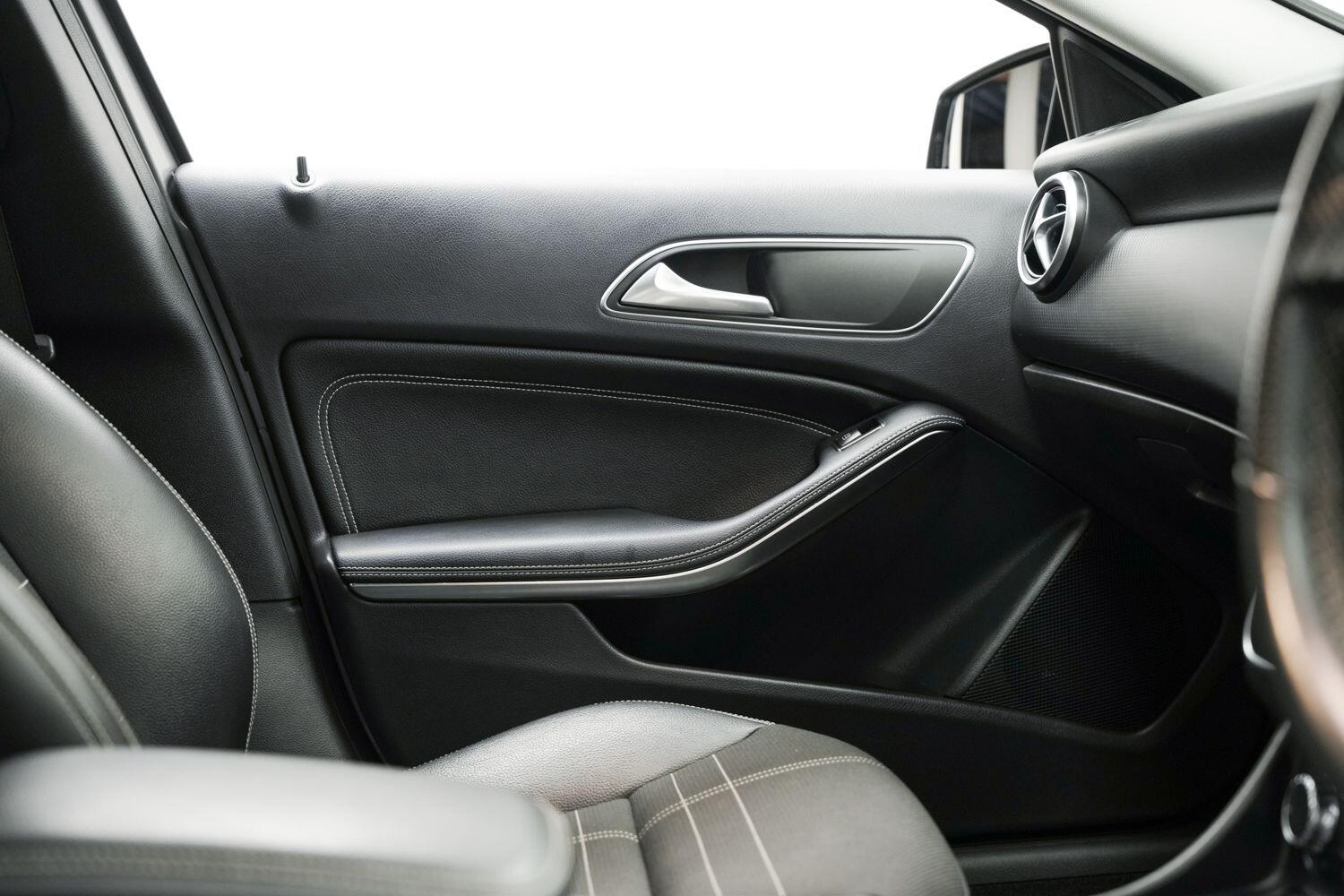 Used Mercedes-Benz A-Class 2015 for sale - 77550296: Photo 20