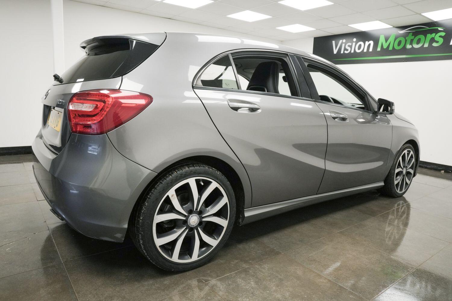 Used Mercedes-Benz A-Class 2015 for sale - 77550296: Photo 4