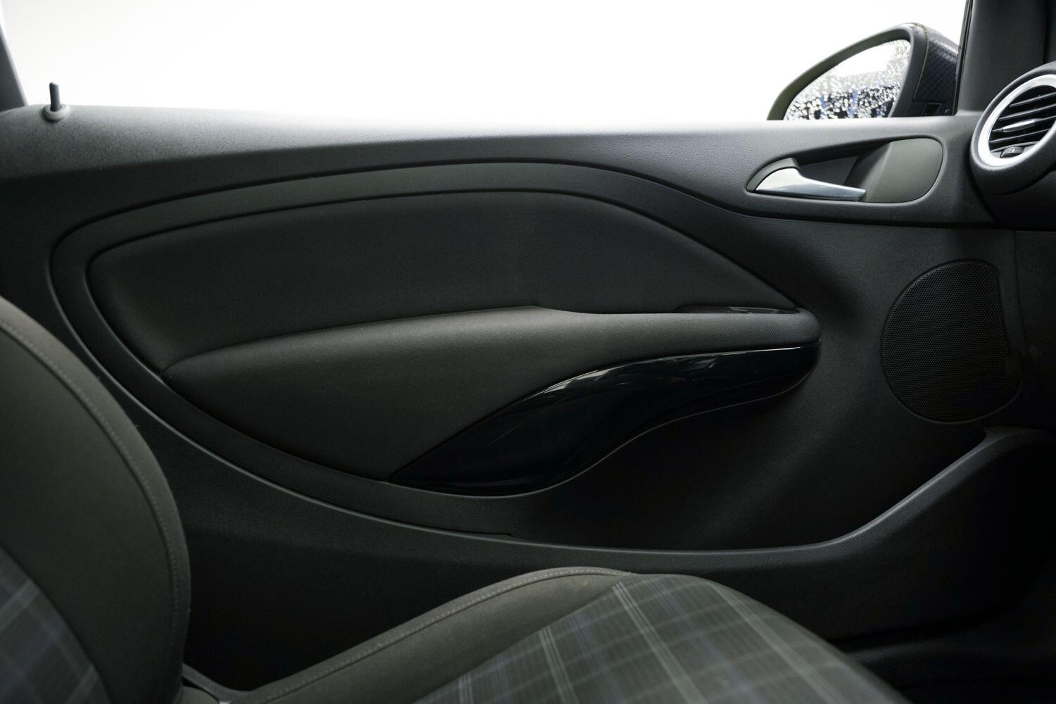 Used Vauxhall ADAM 2013 for sale - 77166985: Photo 15