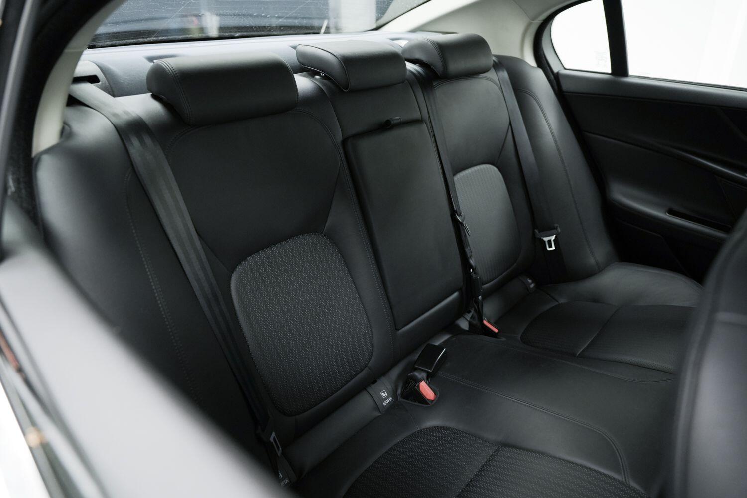 Used Jaguar XE 2016 for sale - 77454679: Photo 14