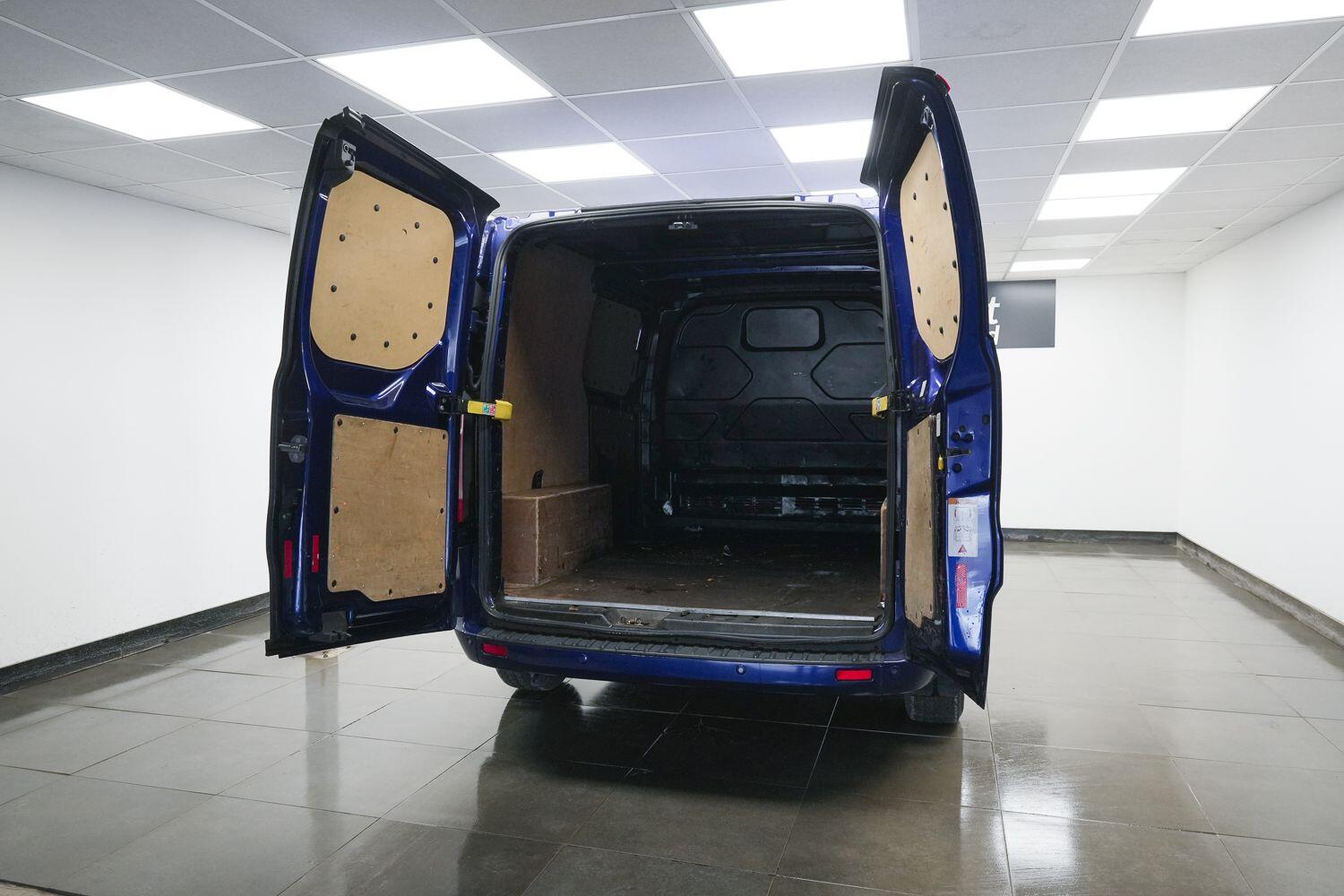 Used Ford Transit Custom for sale - 77809082: Photo 8