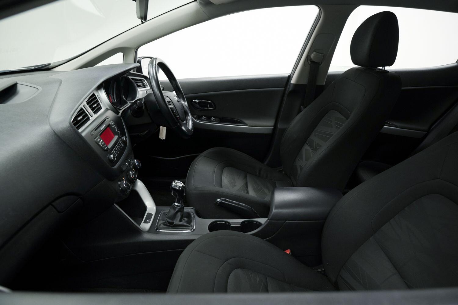 Used Kia Ceed 2014 for sale - 76408403: Photo 24