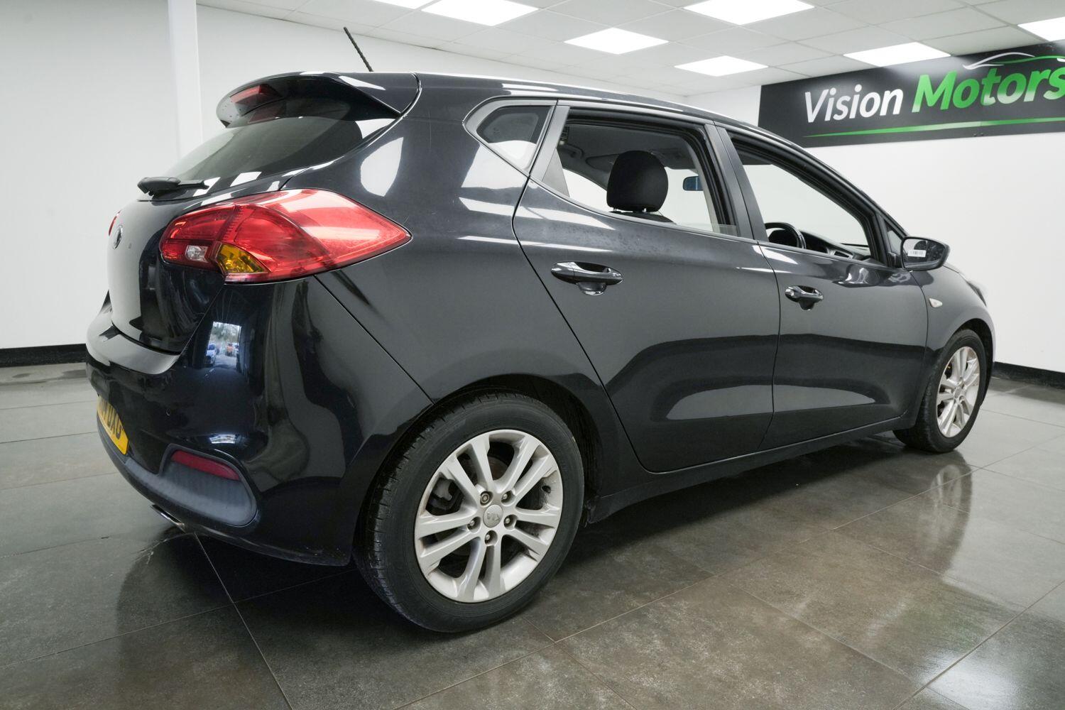 Used Kia Ceed 2014 for sale - 76408403: Photo 4