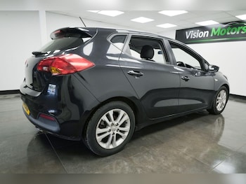 Used Kia Ceed 2014 for sale - 76408403: Photo