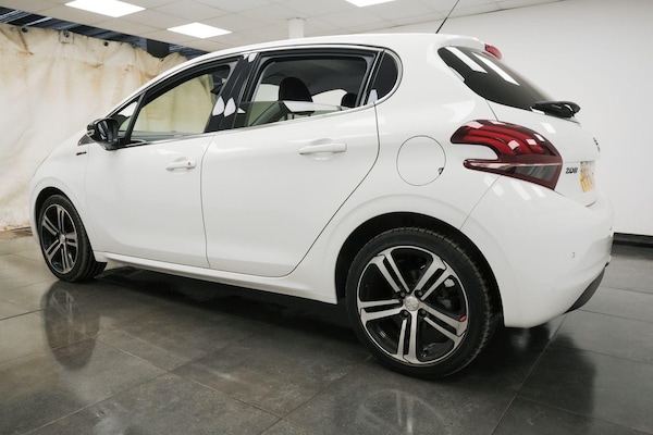 Used Peugeot 208 2017 for sale - 74849149: Photo 7