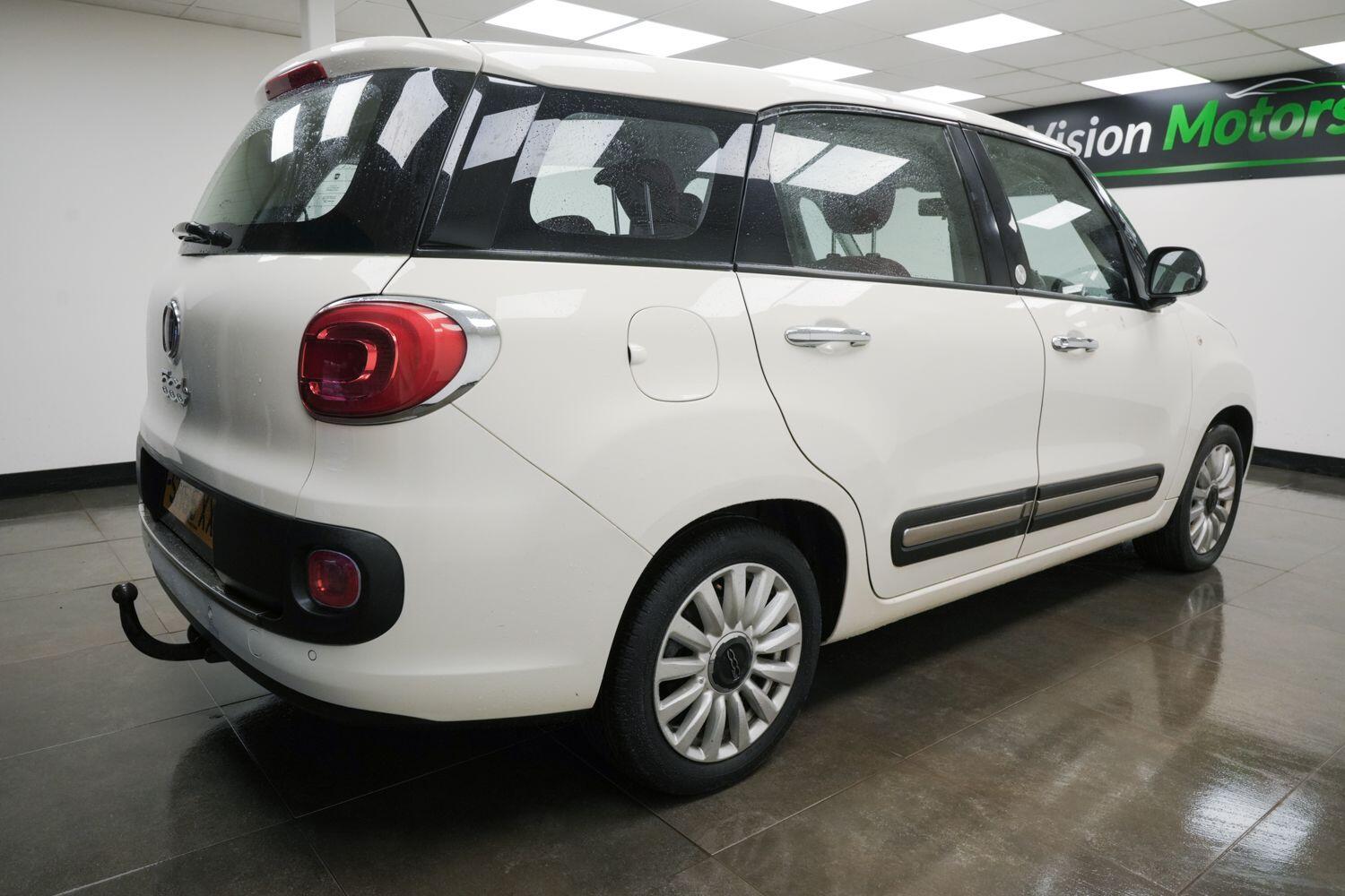 Used Fiat 500L 2015 for sale - 77440733: Photo 4