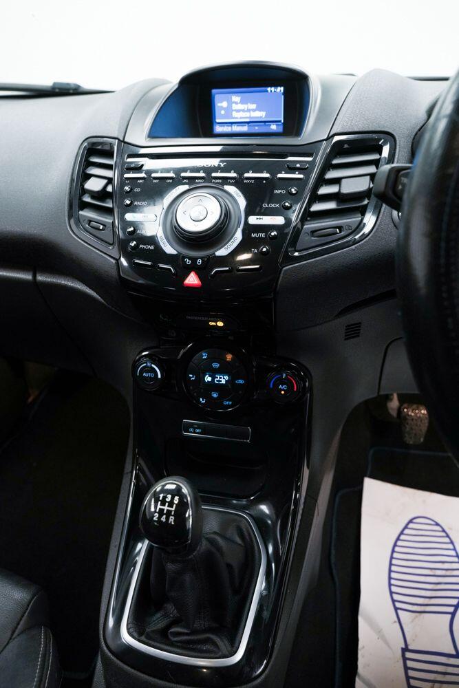 Used Ford Fiesta 2014 for sale - 77203822: Photo 24