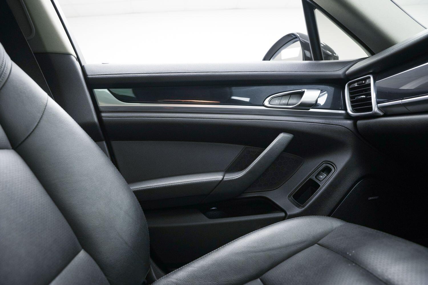 Used Porsche Panamera for sale - 77266691: Photo 24