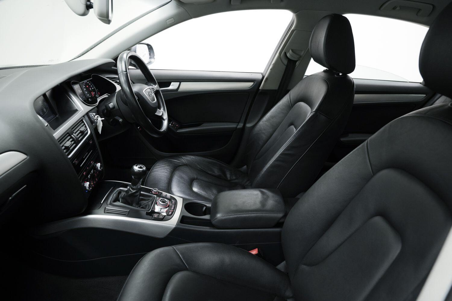 Used Audi A4 2014 for sale - 76936700: Photo 29