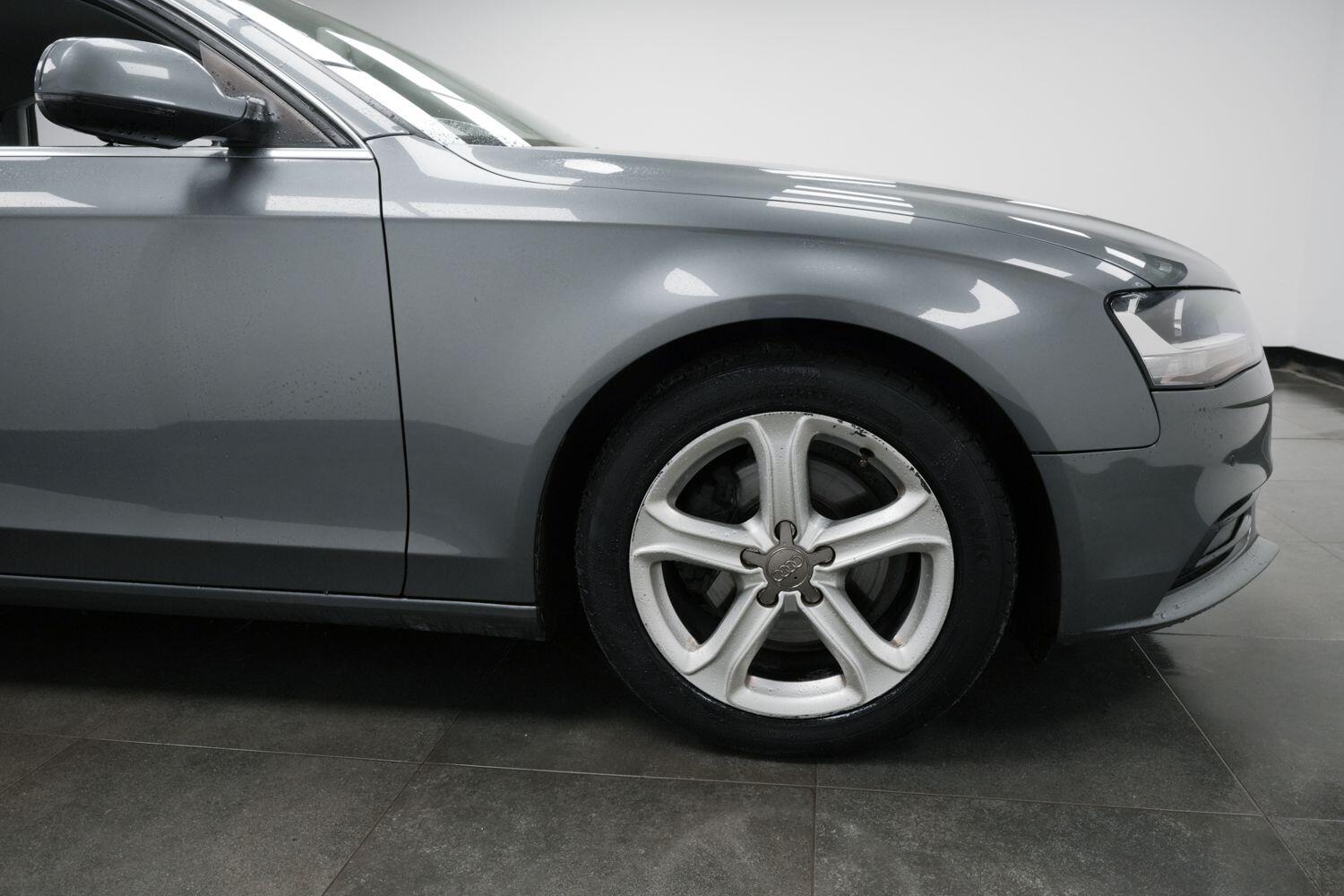 Used Audi A4 2014 for sale - 76936700: Photo 5