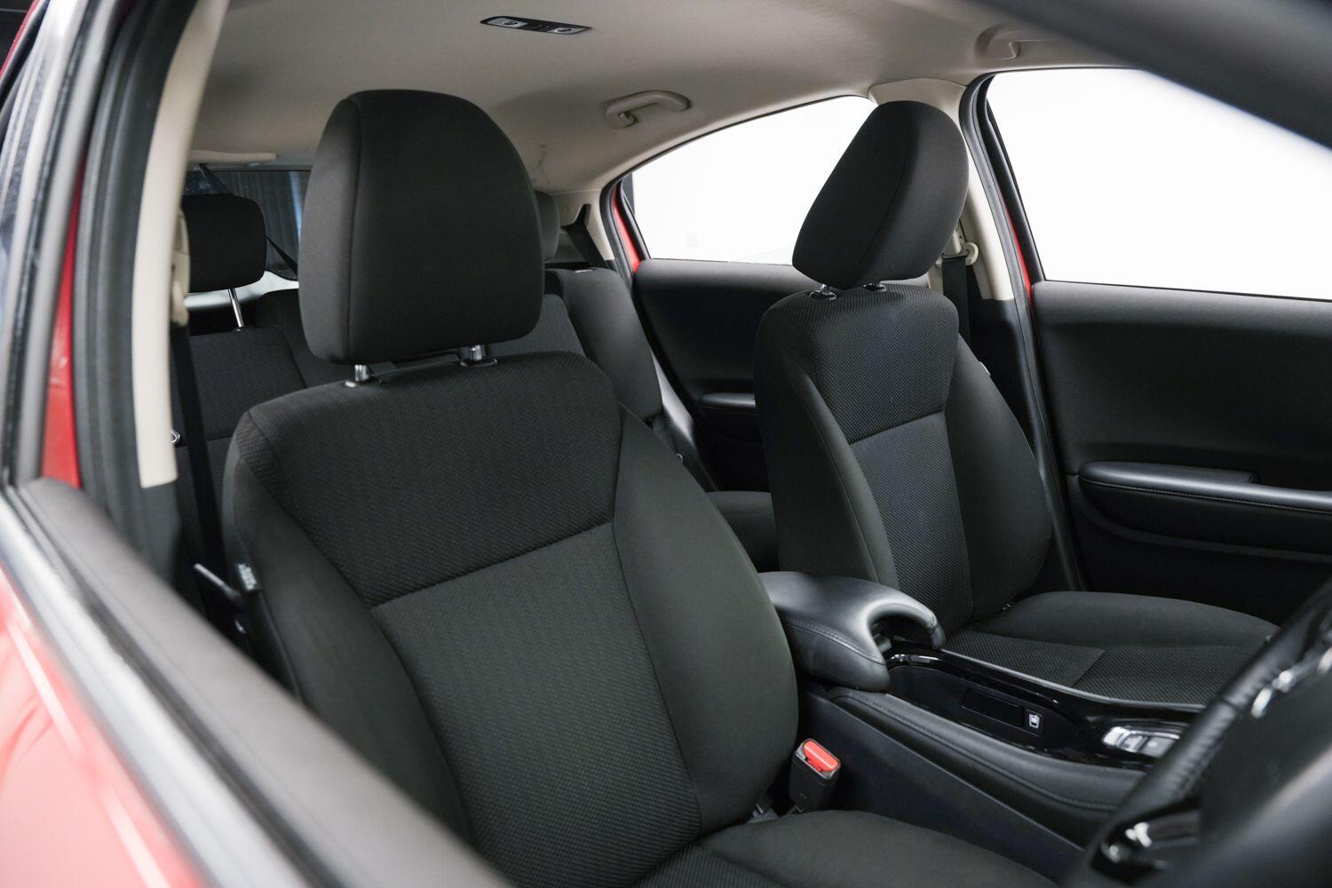 Used Honda HR-V 2017 for sale - 77120869: Photo 12